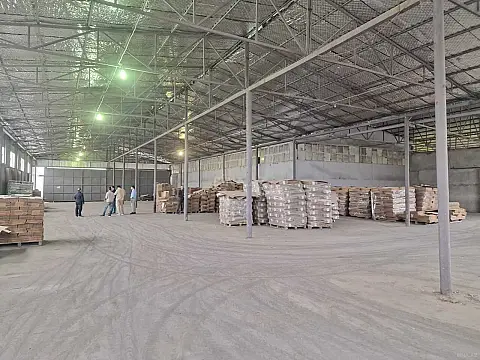 Kirayə verilir obyekt 700 m²