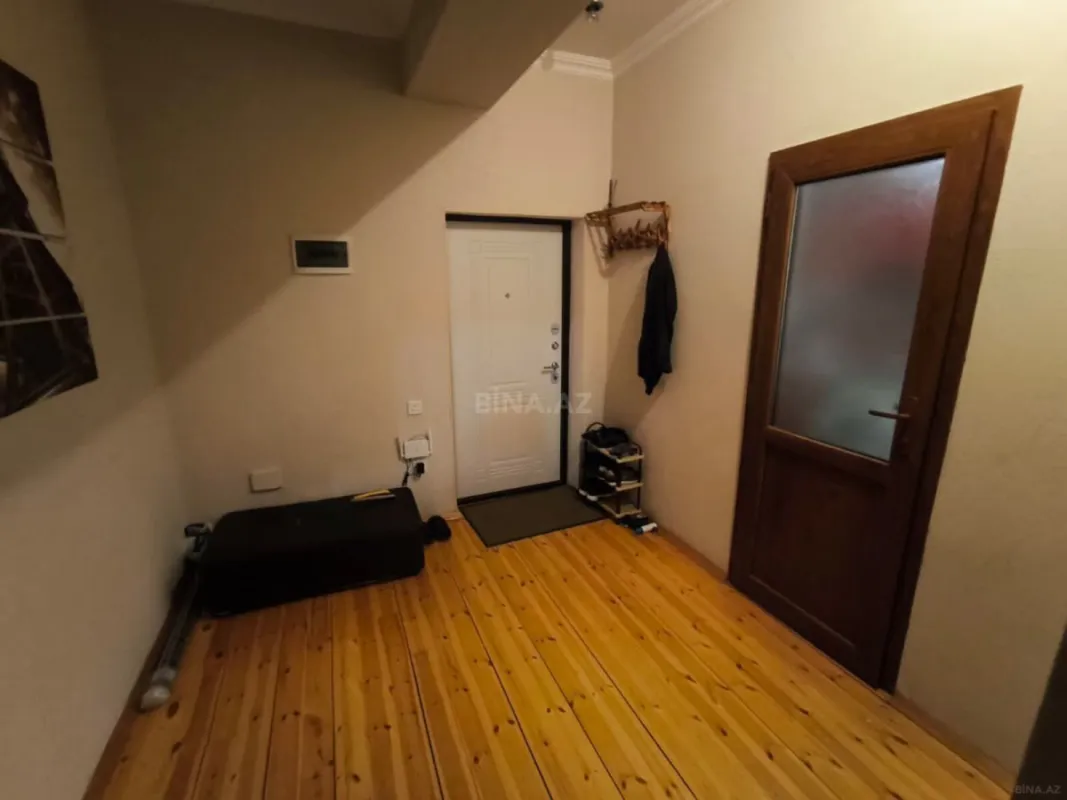 Kirayə verilir 2 otaqlı mənzil 65 m²