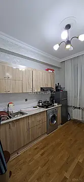 Satılır 2 otaqlı mənzil 63 m²