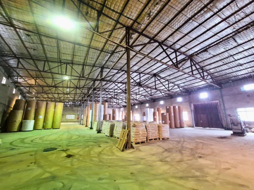 Kirayə verilir obyekt 1600 m²