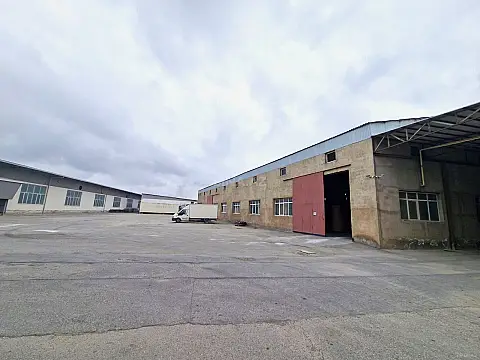 Kirayə verilir obyekt 1600 m² — Bakı, Binəqədi 1600.00 m²