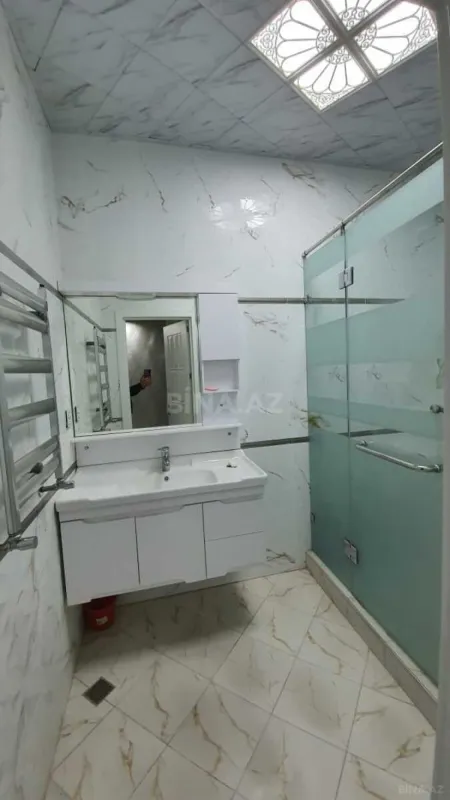 Kirayə verilir 3 otaqlı mənzil 115 m²