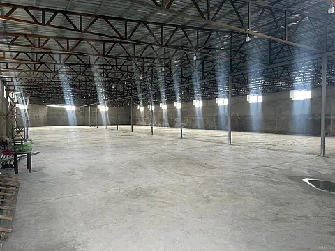 Kirayə verilir obyekt 2000 m²