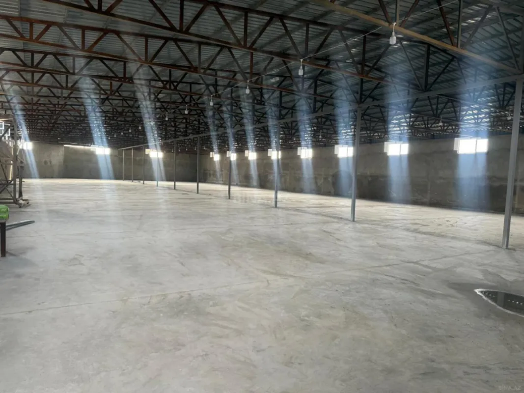 Kirayə verilir obyekt 2000 m²