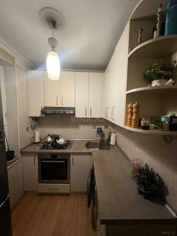 Satılır 3 otaqlı mənzil 61 m²