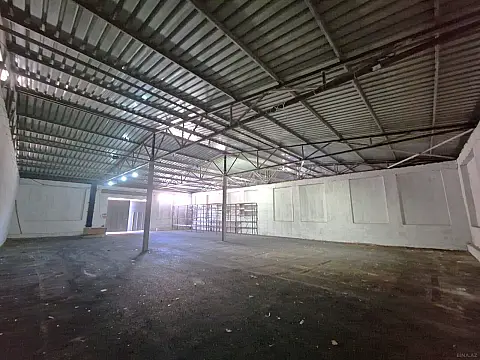 Kirayə verilir obyekt 360 m²