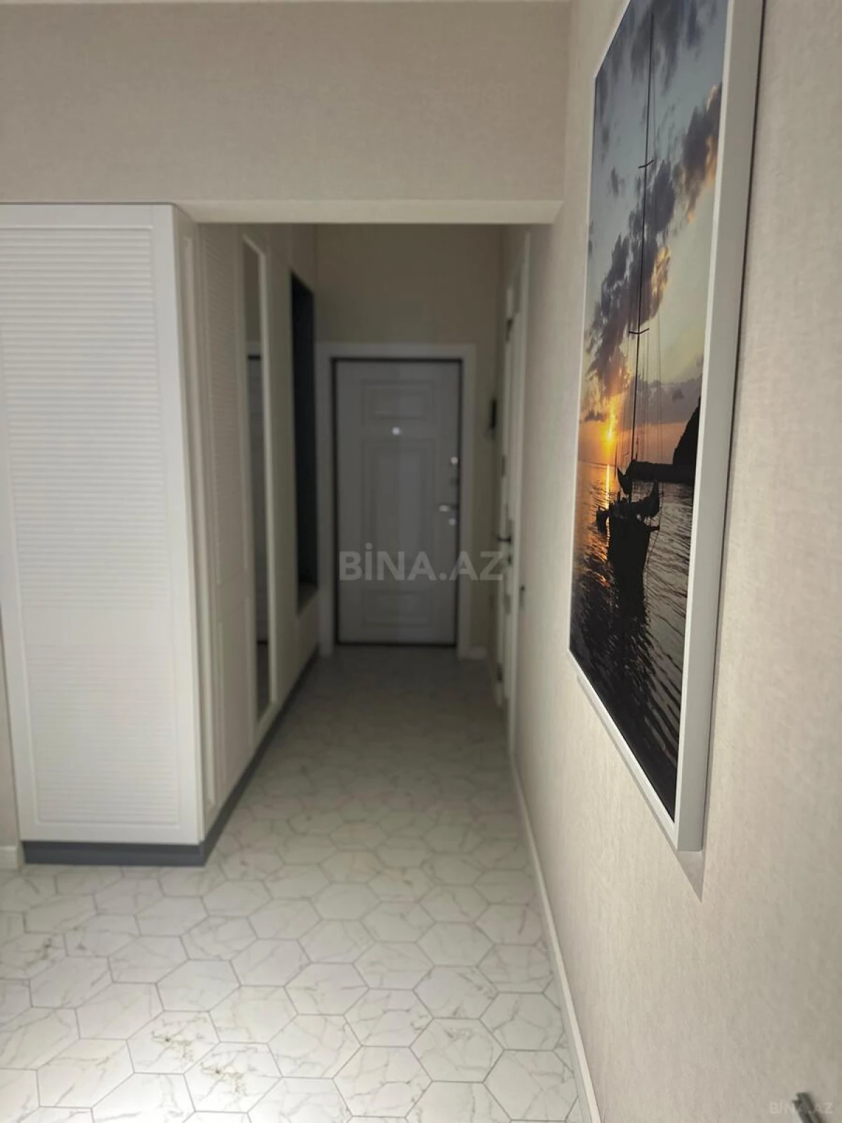 Kirayə verilir 3 otaqlı mənzil 150 m²