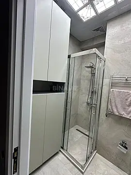 Kirayə verilir 3 otaqlı mənzil 150 m²