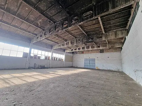 Kirayə verilir obyekt 750 m²