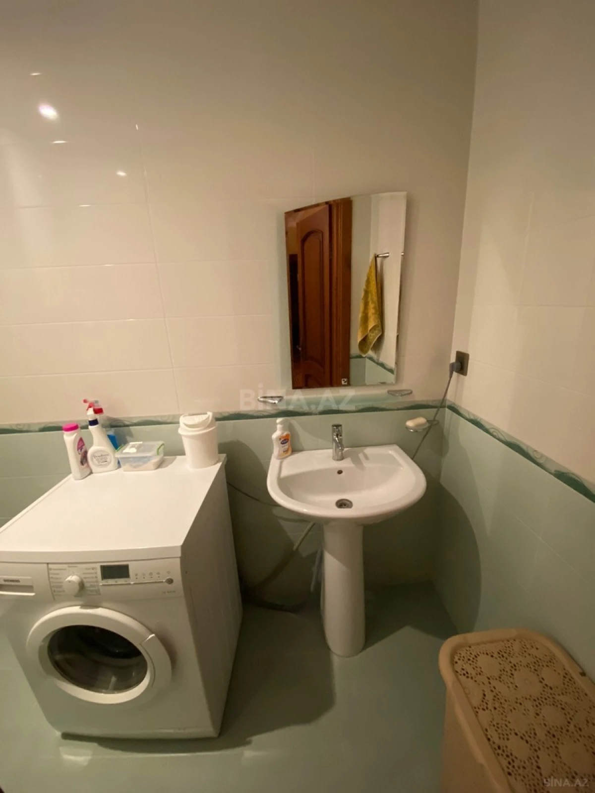 Kirayə verilir 3 otaqlı mənzil 139 m²