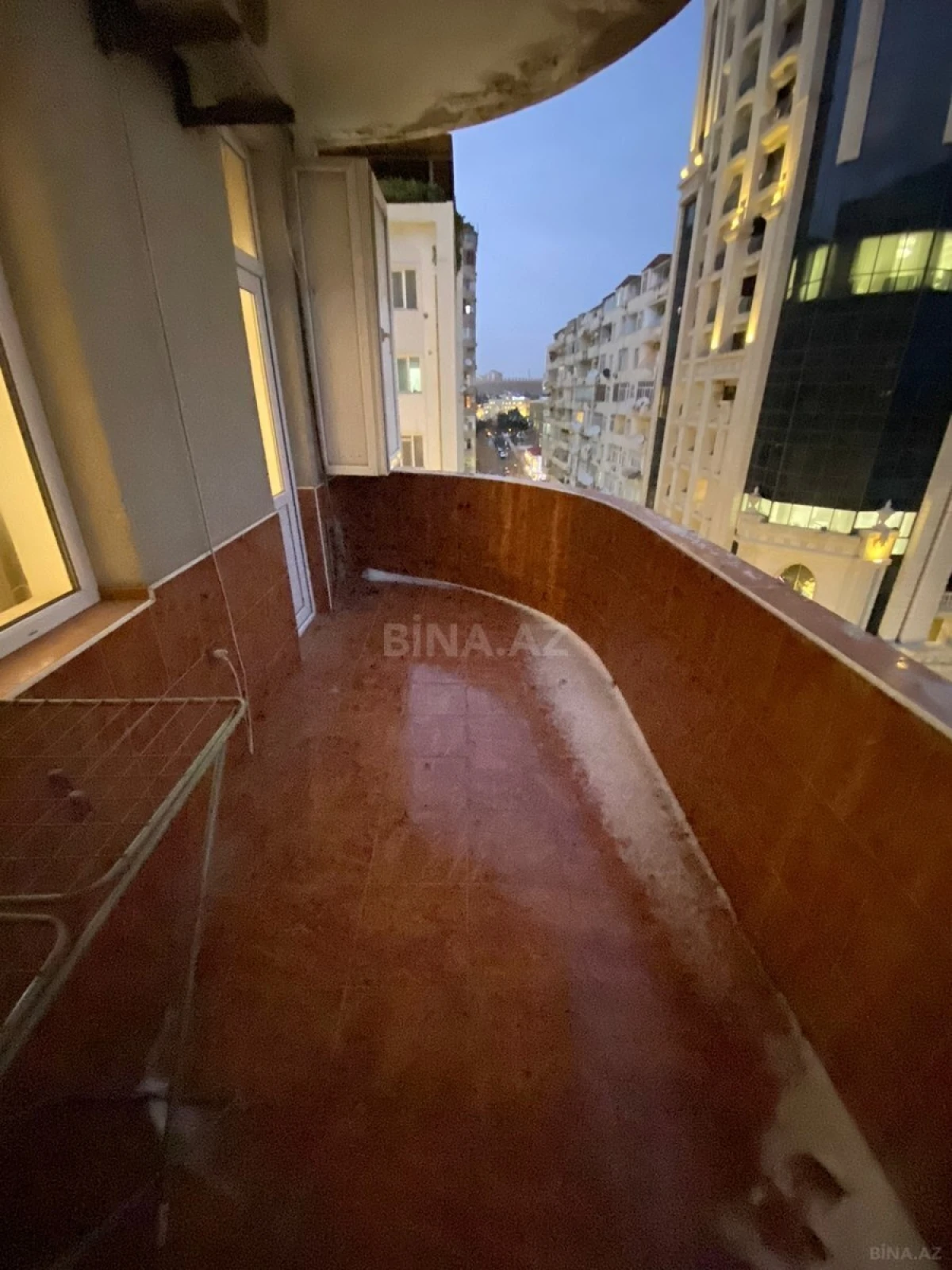 Kirayə verilir 3 otaqlı mənzil 139 m²