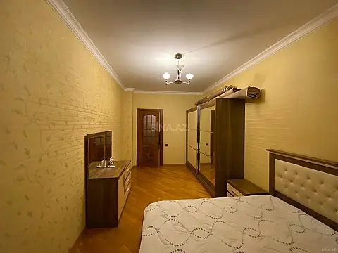 Kirayə verilir 3 otaqlı mənzil 139 m²