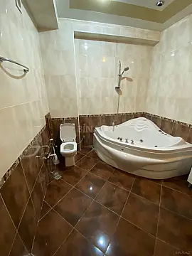 Kirayə verilir 3 otaqlı mənzil 139 m²