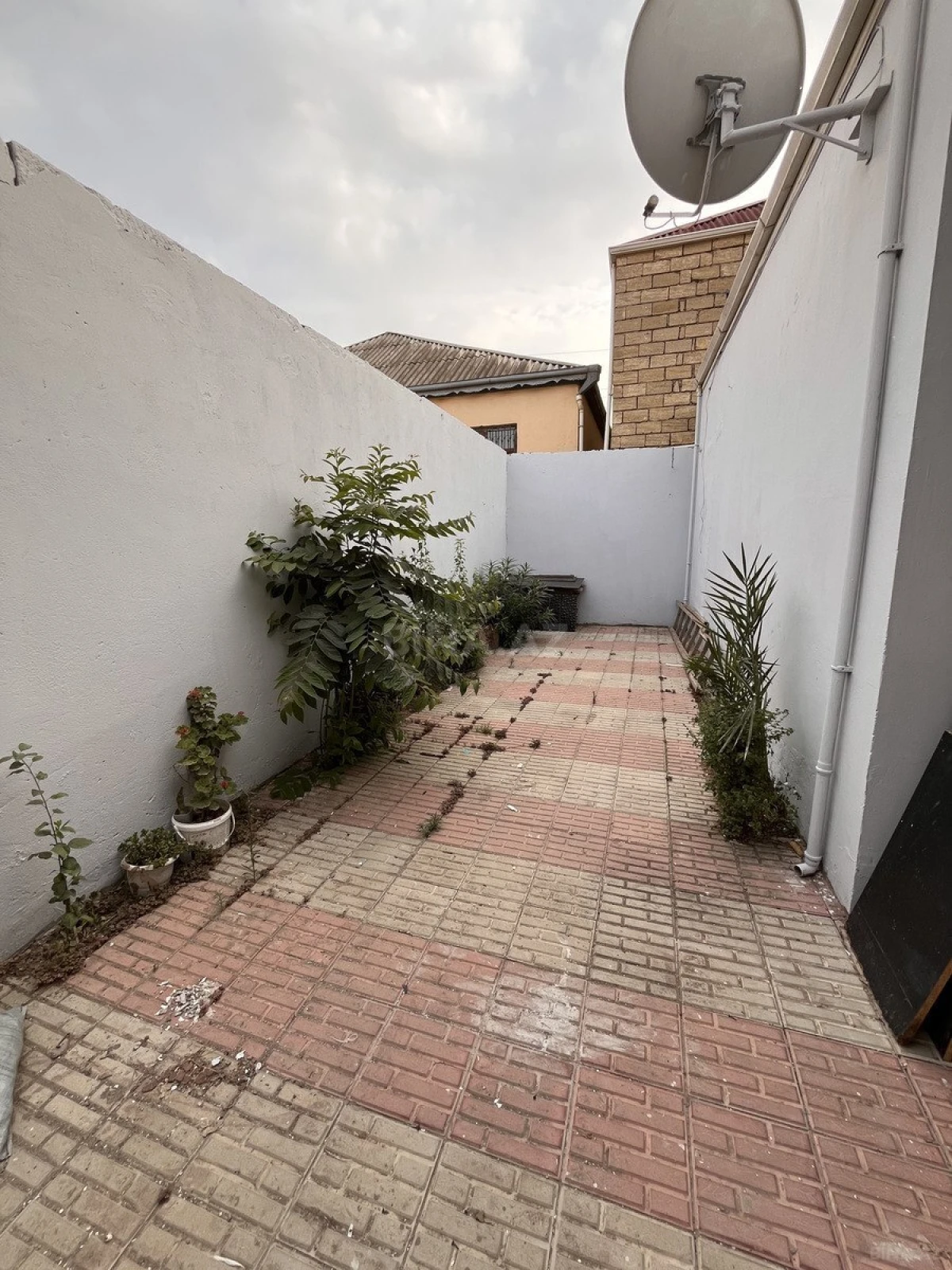 Satılır 2 otaqlı həyət evi 52 m²