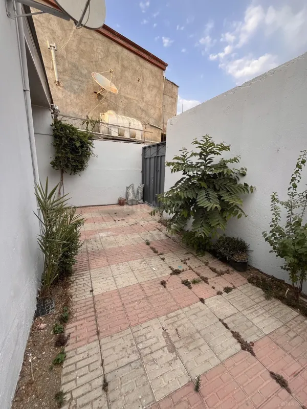 Satılır 2 otaqlı həyət evi 52 m²