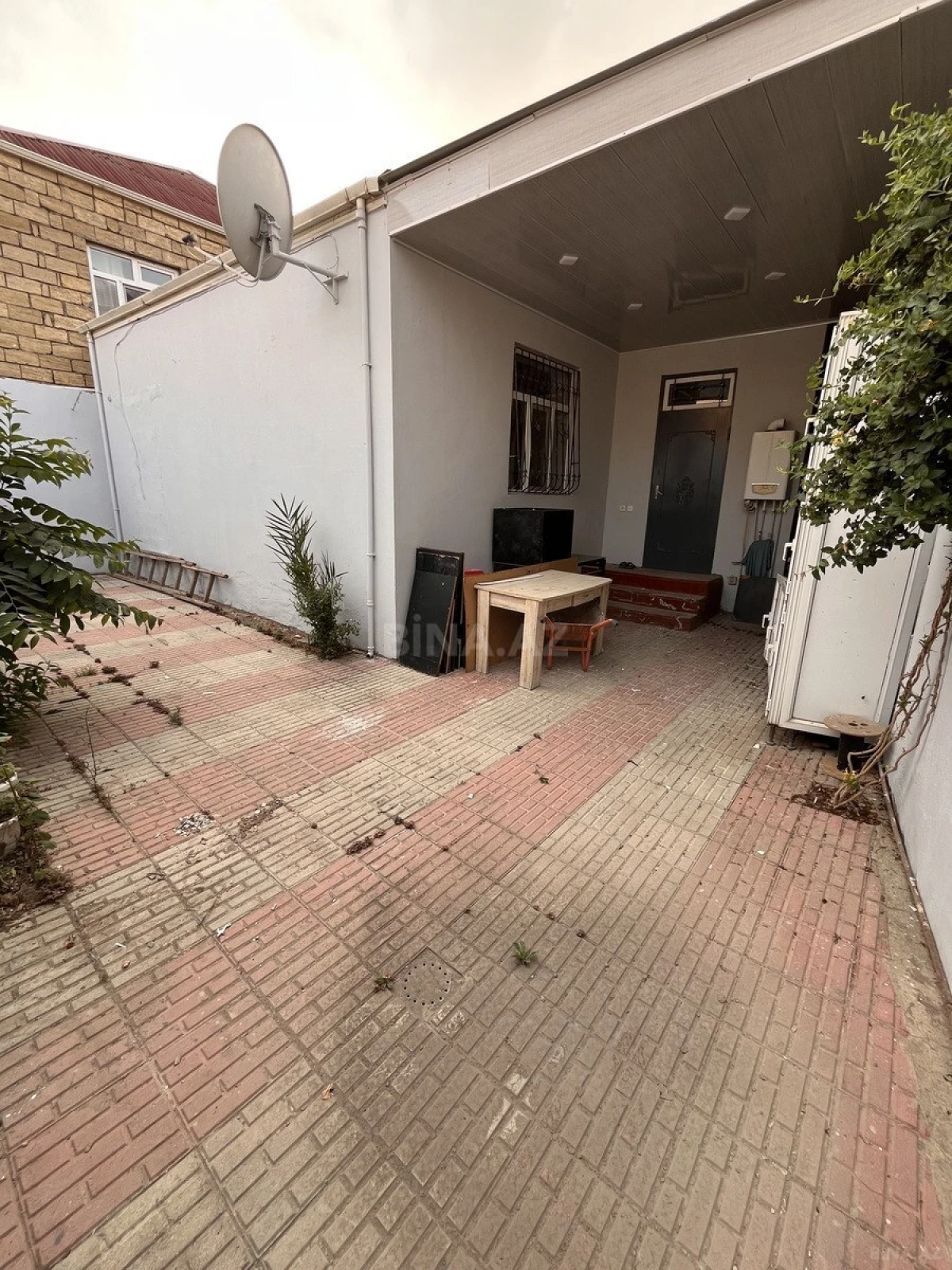 Satılır 2 otaqlı həyət evi 52 m²