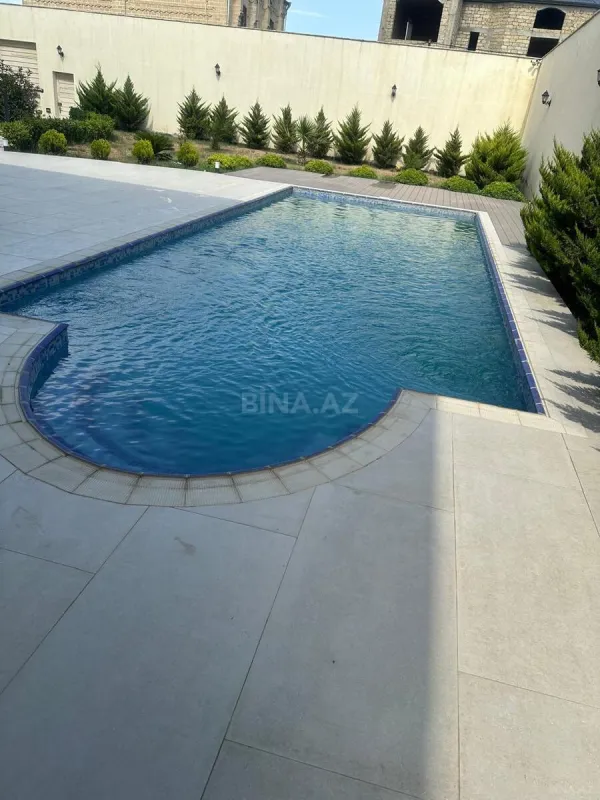 Kirayə verilir 7 otaqlı həyət evi 1200 m²