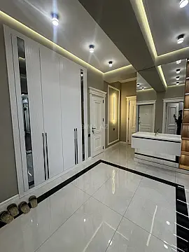 Satılır 2 otaqlı mənzil 86 m²
