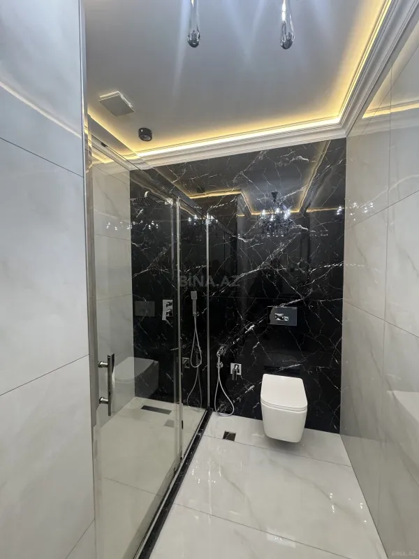 Satılır 2 otaqlı mənzil 86 m²