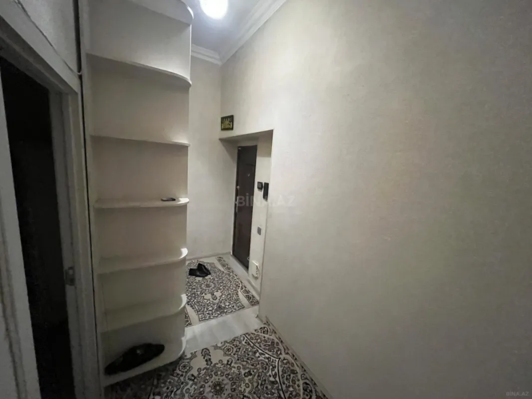 Satılır 3 otaqlı mənzil 105 m²