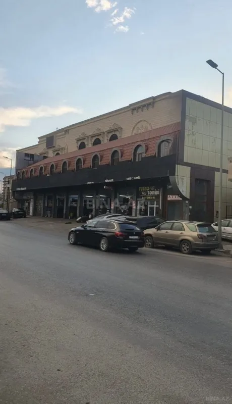 Satılır obyekt 800 m²