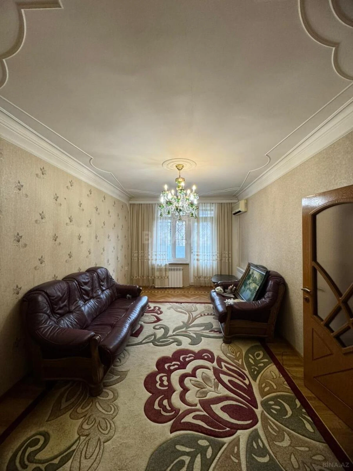 Satılır 4 otaqlı mənzil 95 m²