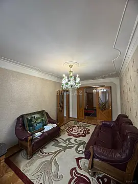 Satılır 4 otaqlı mənzil 95 m²