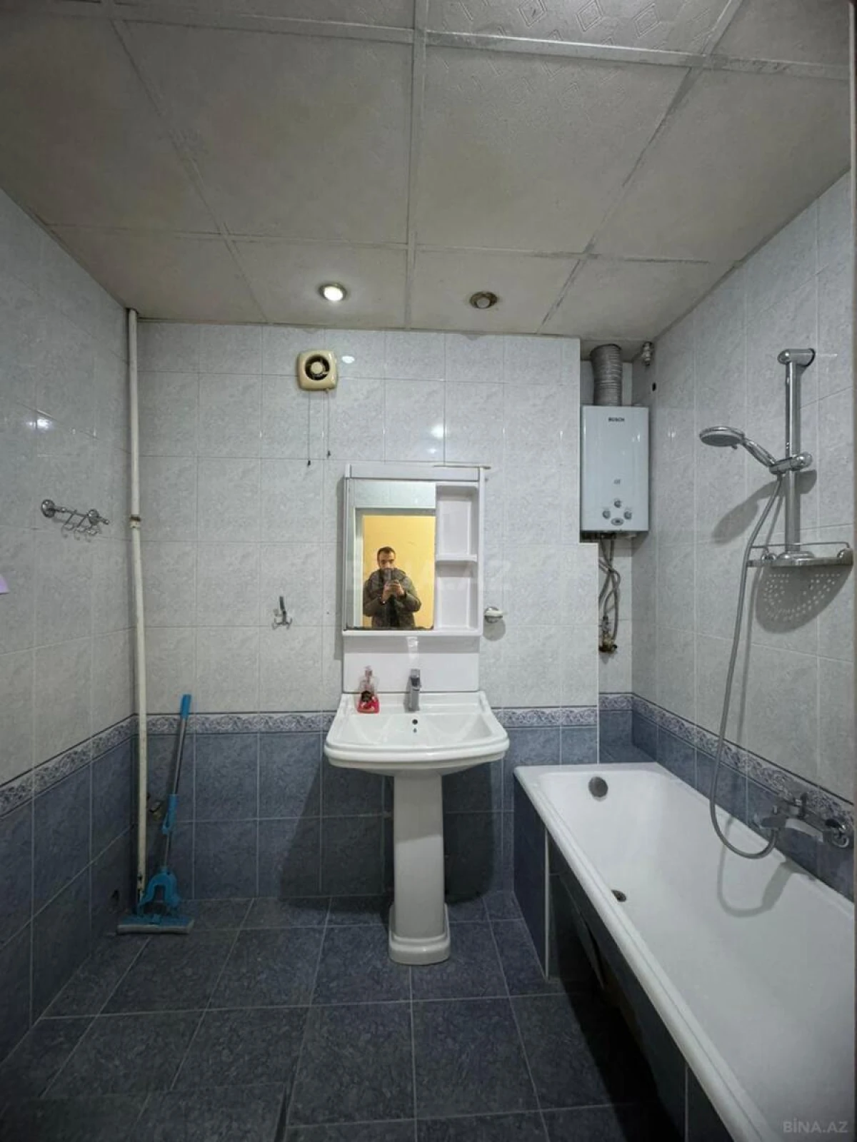Satılır 4 otaqlı mənzil 95 m²