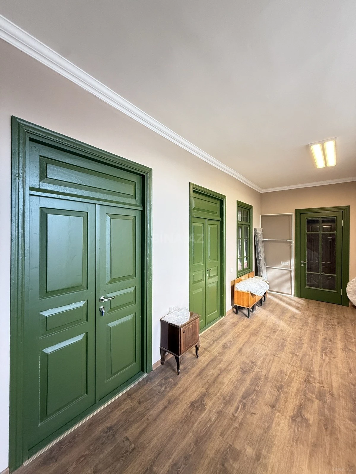 Satılır 5 otaqlı həyət evi 250 m²