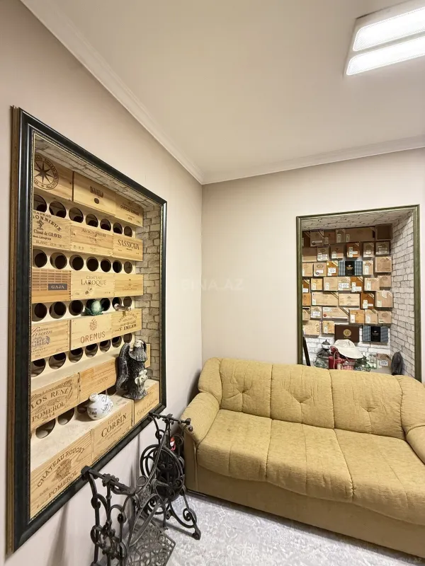 Satılır 5 otaqlı həyət evi 250 m²