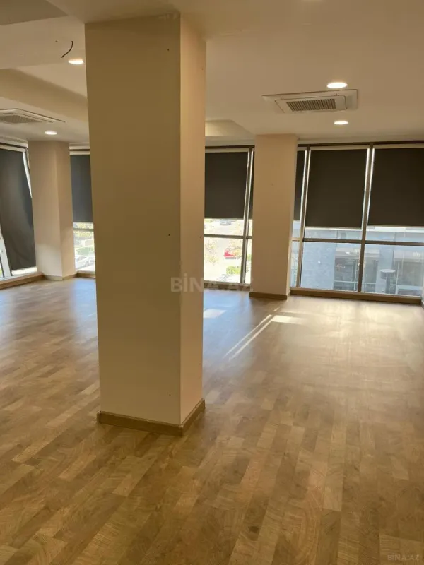 Kirayə verilir 5 otaqlı ofis 260 m²