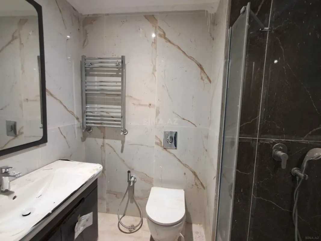 Satılır 3 otaqlı mənzil 82.7 m²
