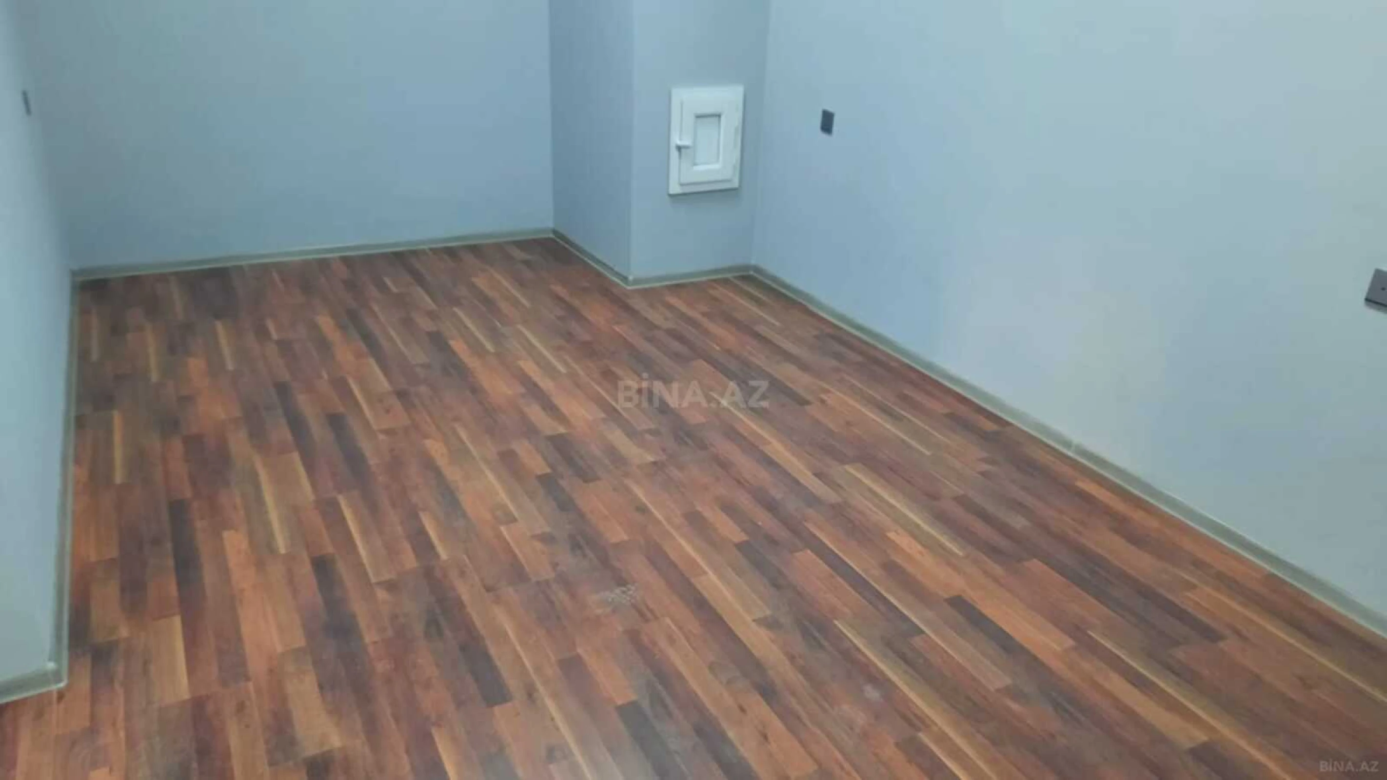 Satılır obyekt 90 m²