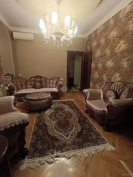 Satılır 4 otaqlı mənzil 105 m²