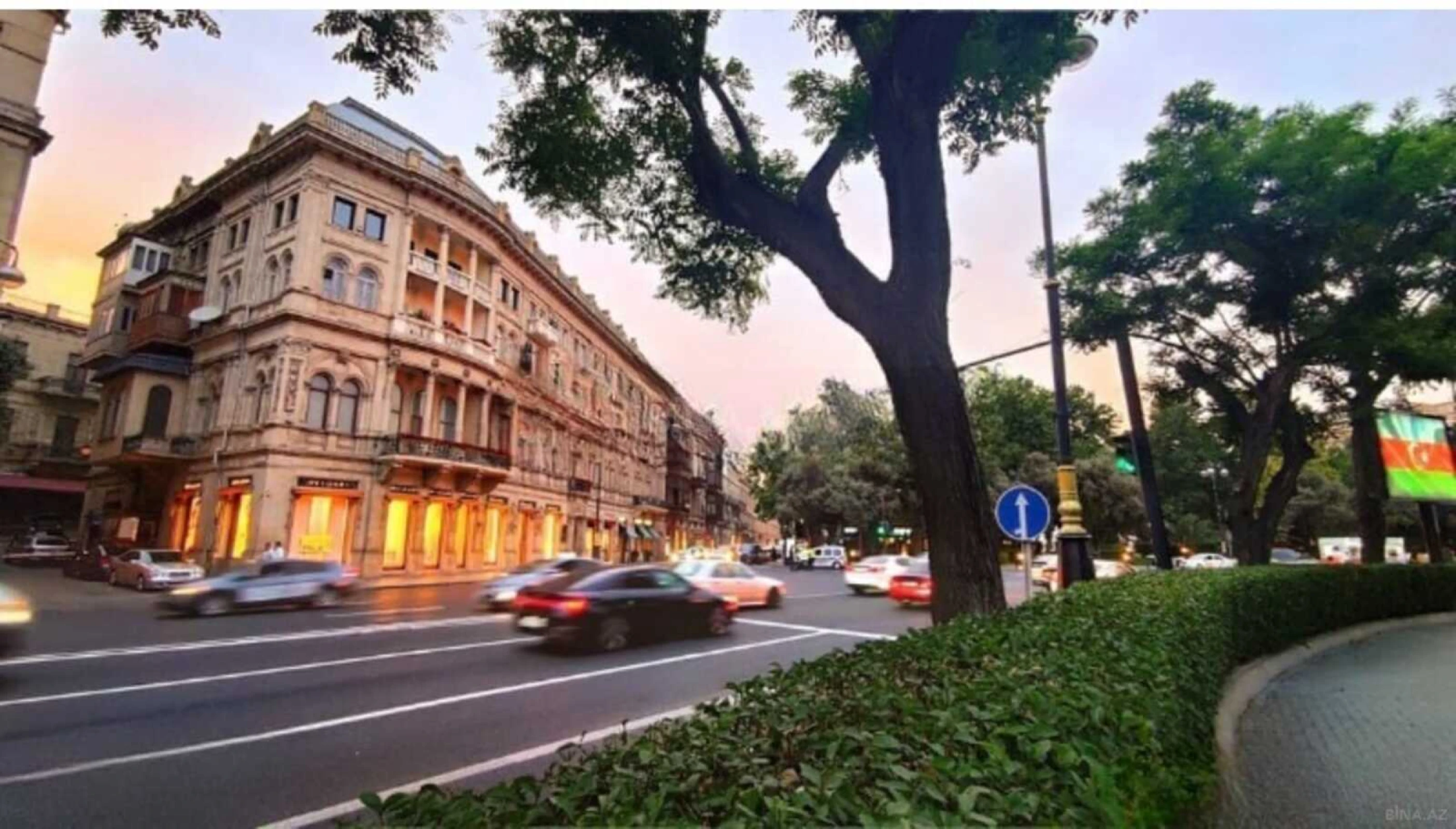 Satılır 4 otaqlı mənzil 105 m²