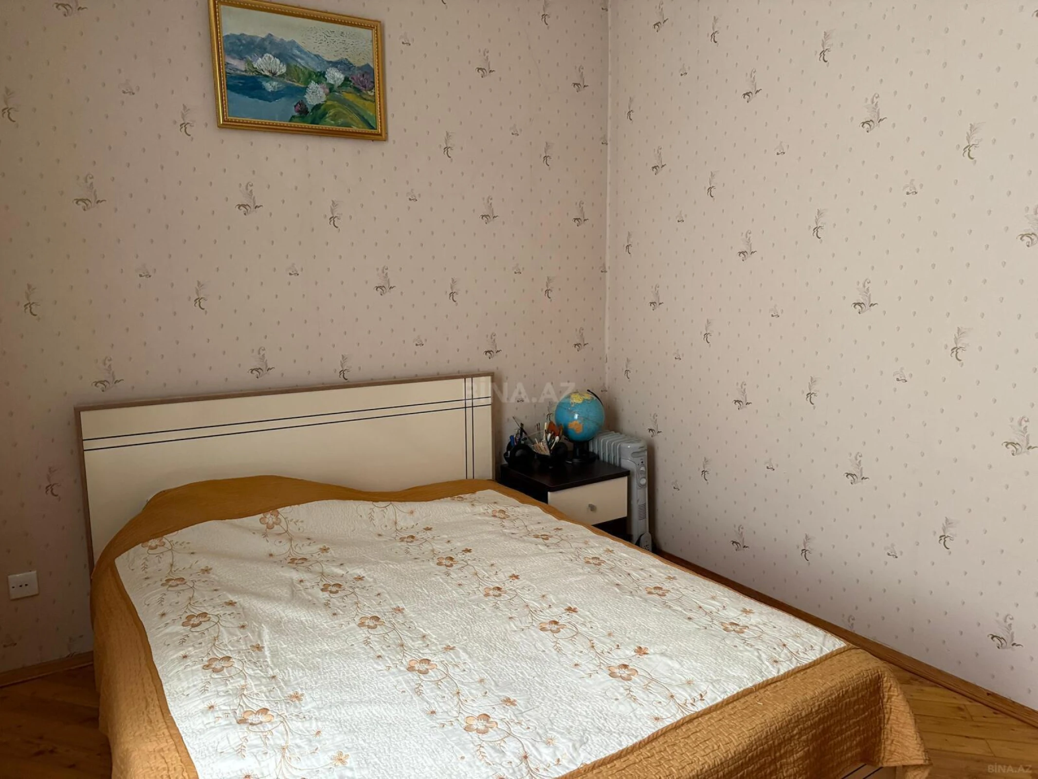 Satılır 5 otaqlı həyət evi 200 m²