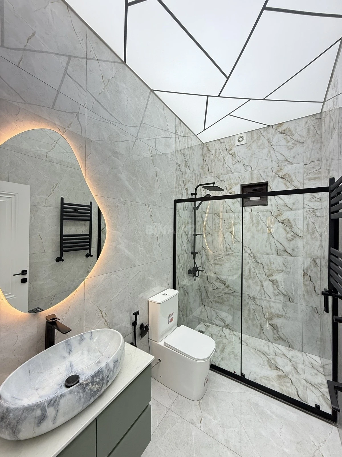 Satılır 4 otaqlı həyət evi 160 m²