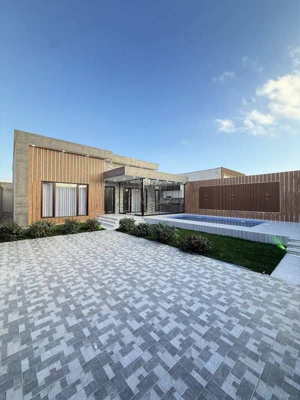 Satılır 4 otaqlı həyət evi 160 m²