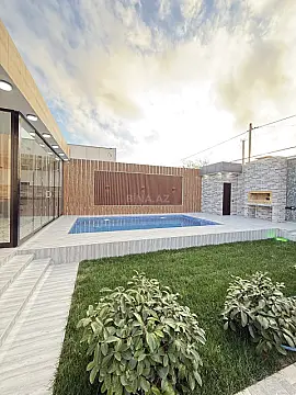 Satılır 4 otaqlı həyət evi 160 m²