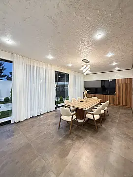 Satılır 5 otaqlı həyət evi 230 m²