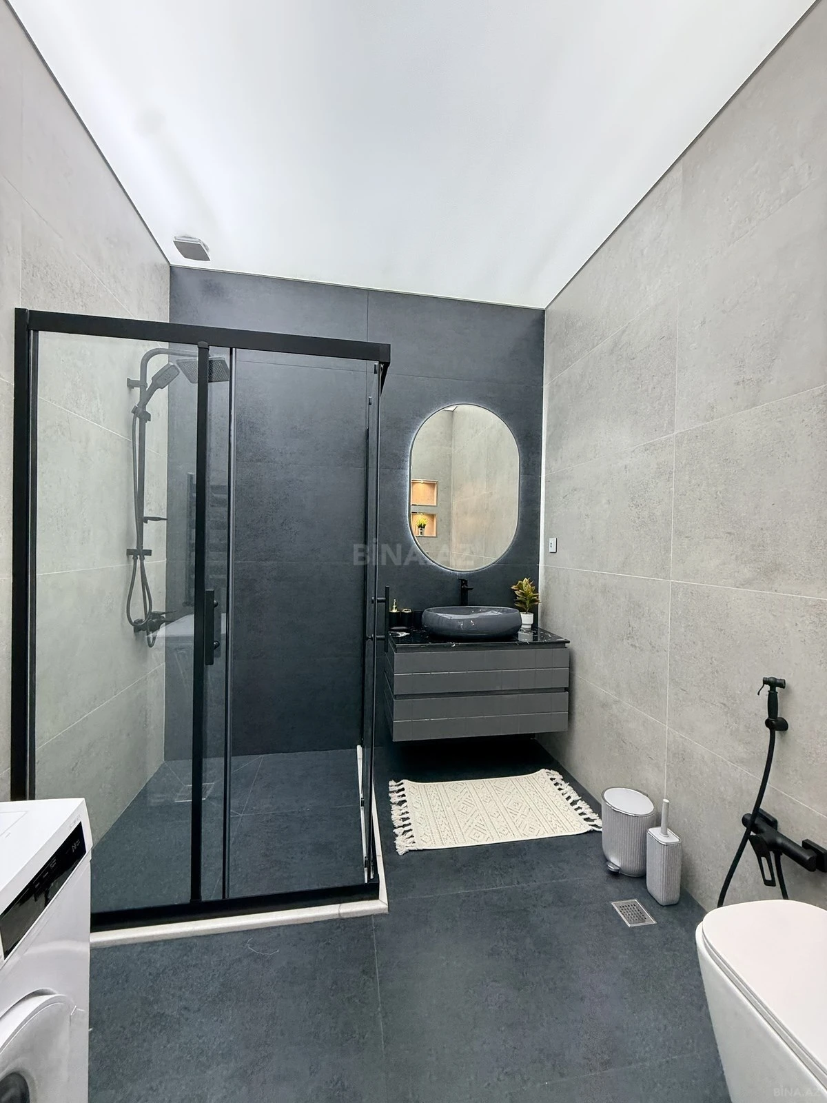 Satılır 5 otaqlı həyət evi 230 m²