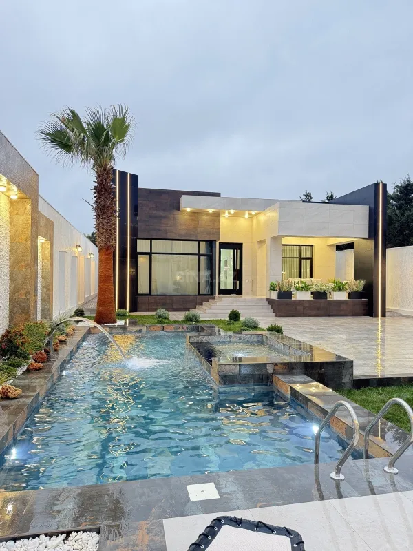 Satılır 5 otaqlı həyət evi 230 m²