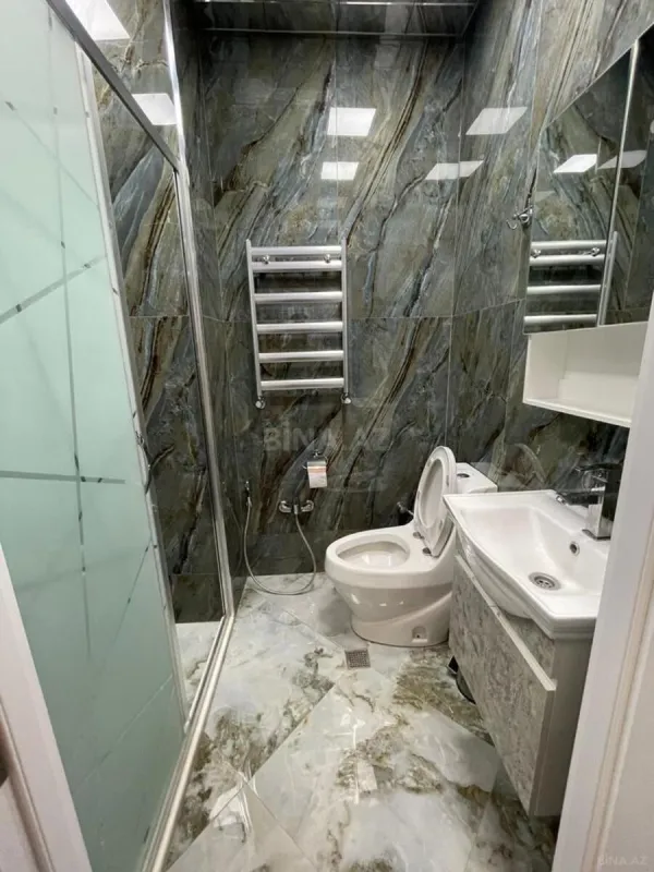 Kirayə verilir 2 otaqlı mənzil 65 m²