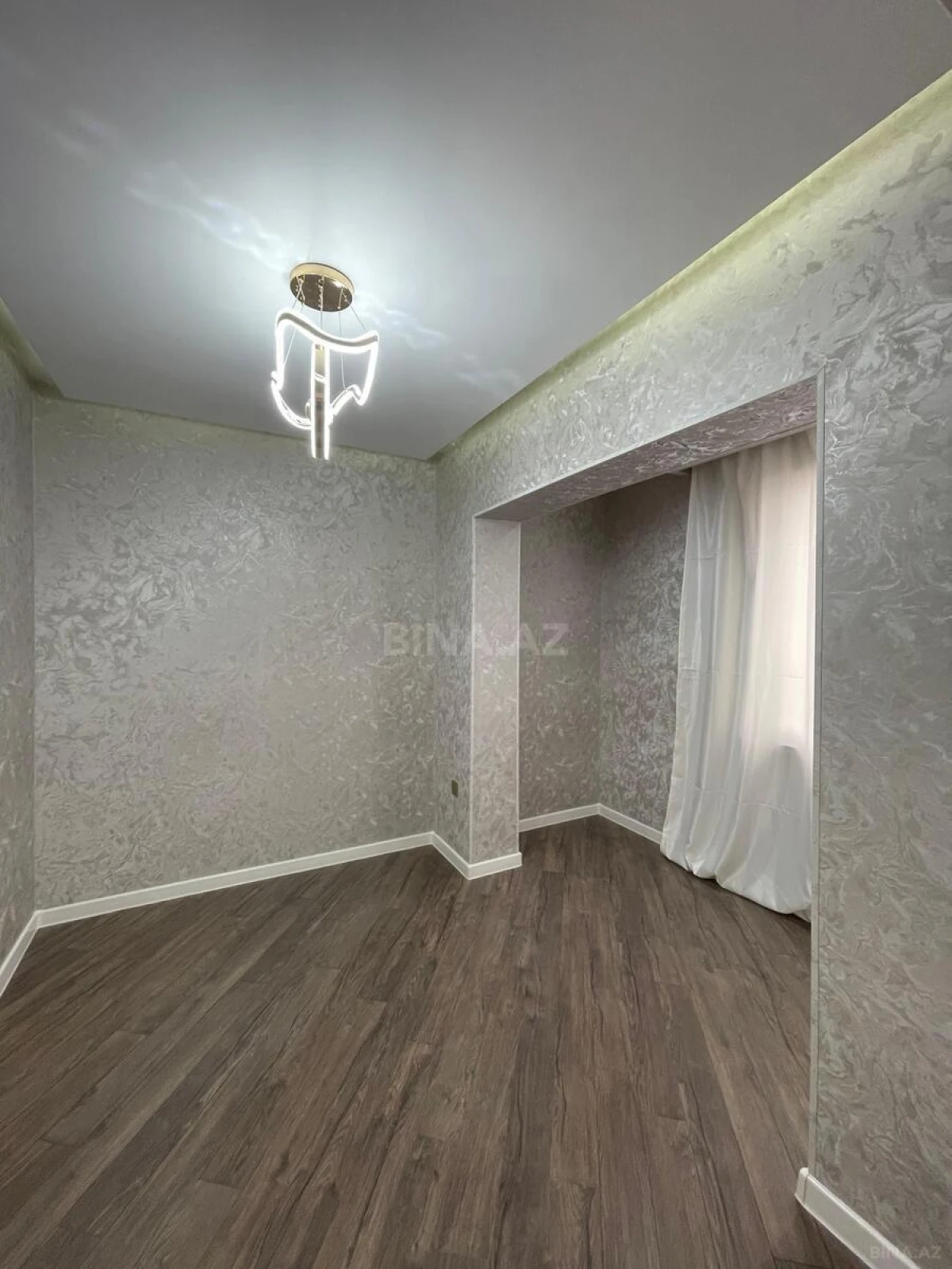 Satılır 3 otaqlı mənzil 65 m²