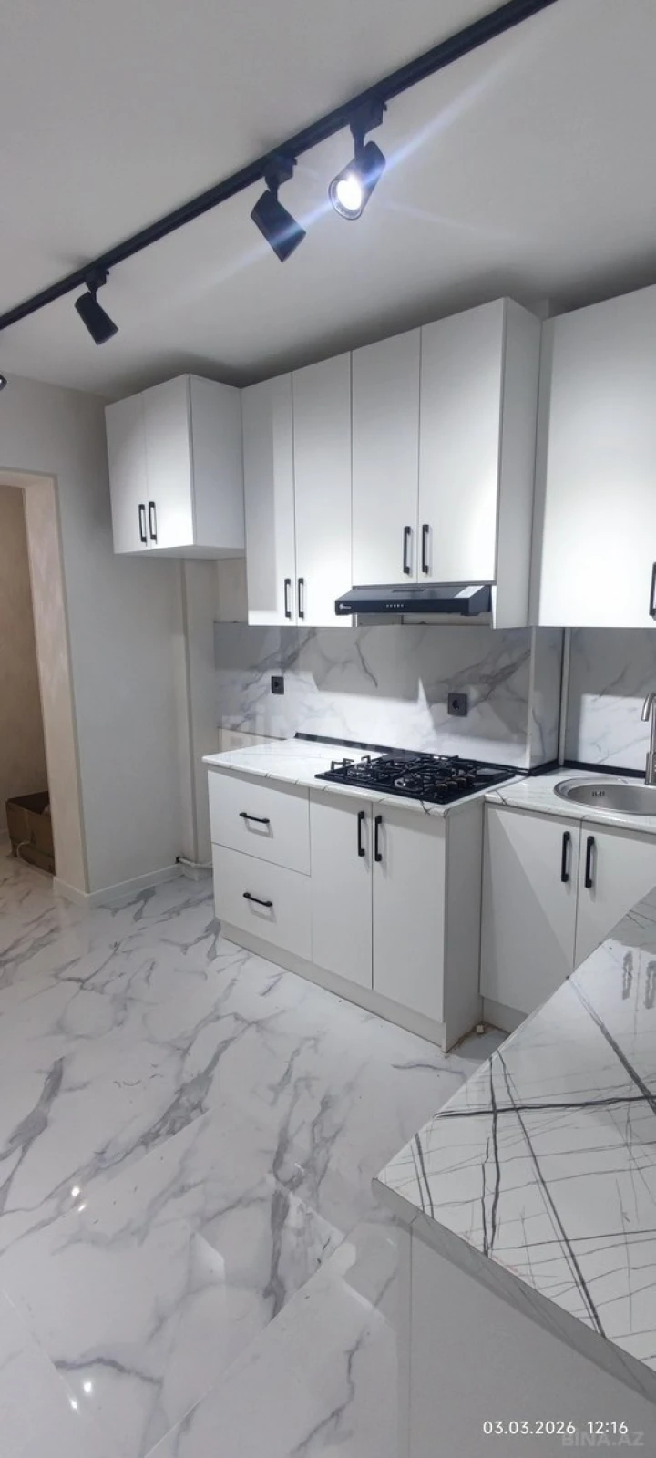 Satılır 3 otaqlı mənzil 65 m²