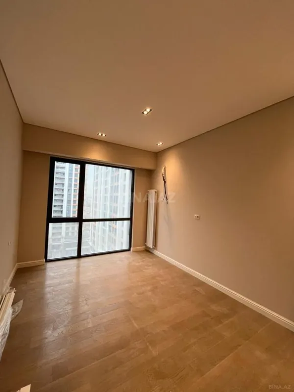 Satılır 3 otaqlı mənzil 84 m²