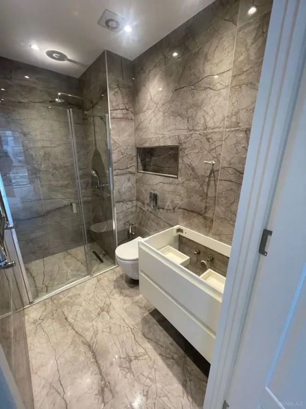 Satılır 3 otaqlı mənzil 84 m²