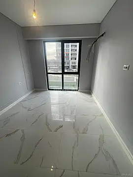 Satılır 3 otaqlı mənzil 84 m²