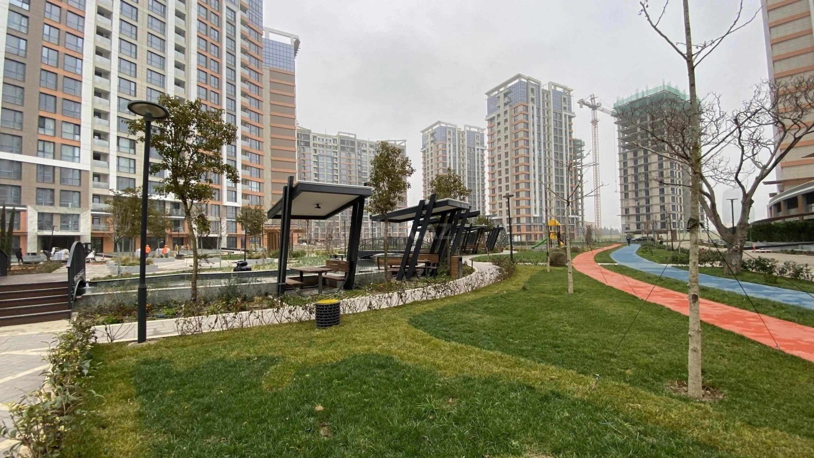 Satılır 3 otaqlı mənzil 84 m²