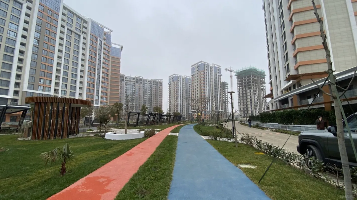 Satılır 3 otaqlı mənzil 84 m²